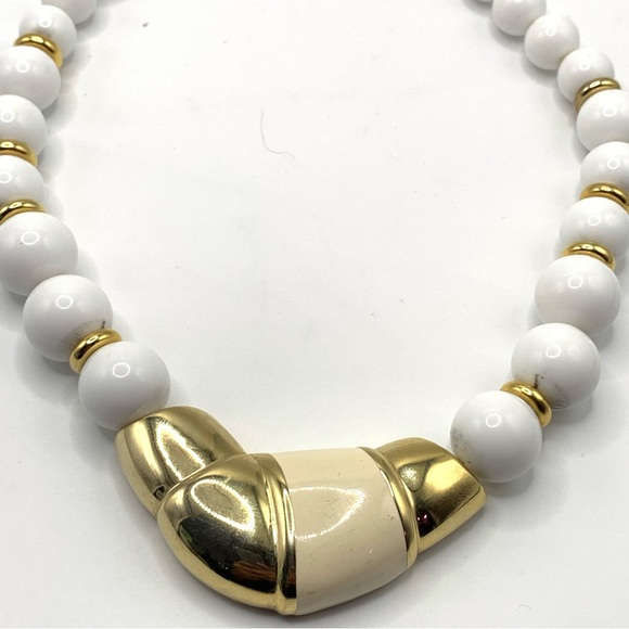 Vintage Signed Napier Necklace Dome Yellow Acrylic Gold Tone - Picture 2 of 6